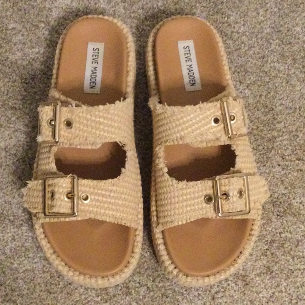 Steve Madden Tan Sandals